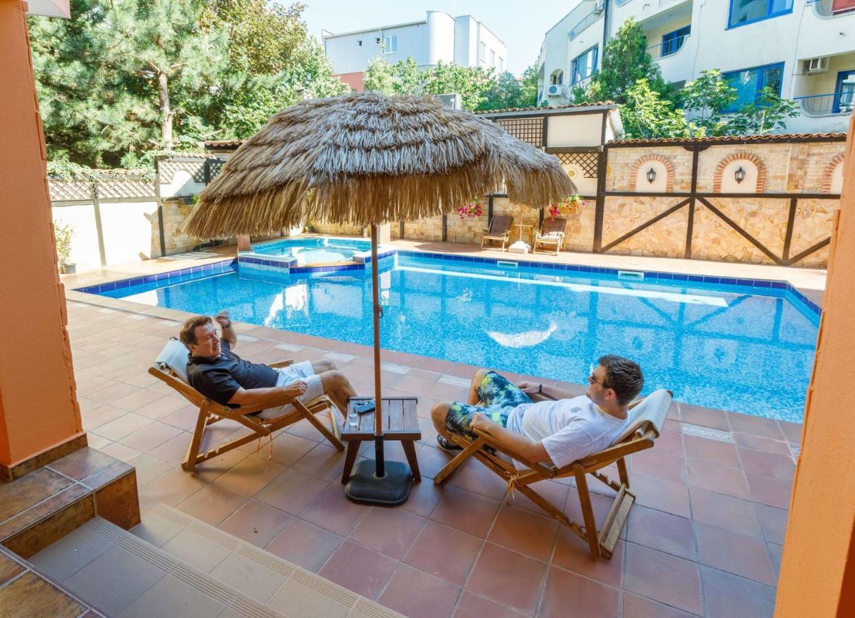 Casa Del Mar Apartments Sunny Beach Esterno foto