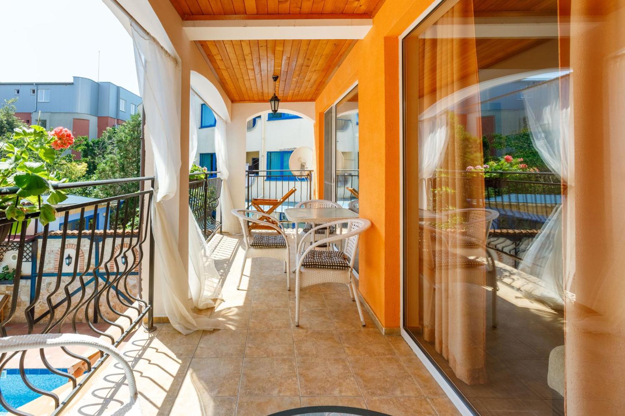 Casa Del Mar Apartments Sunny Beach Esterno foto