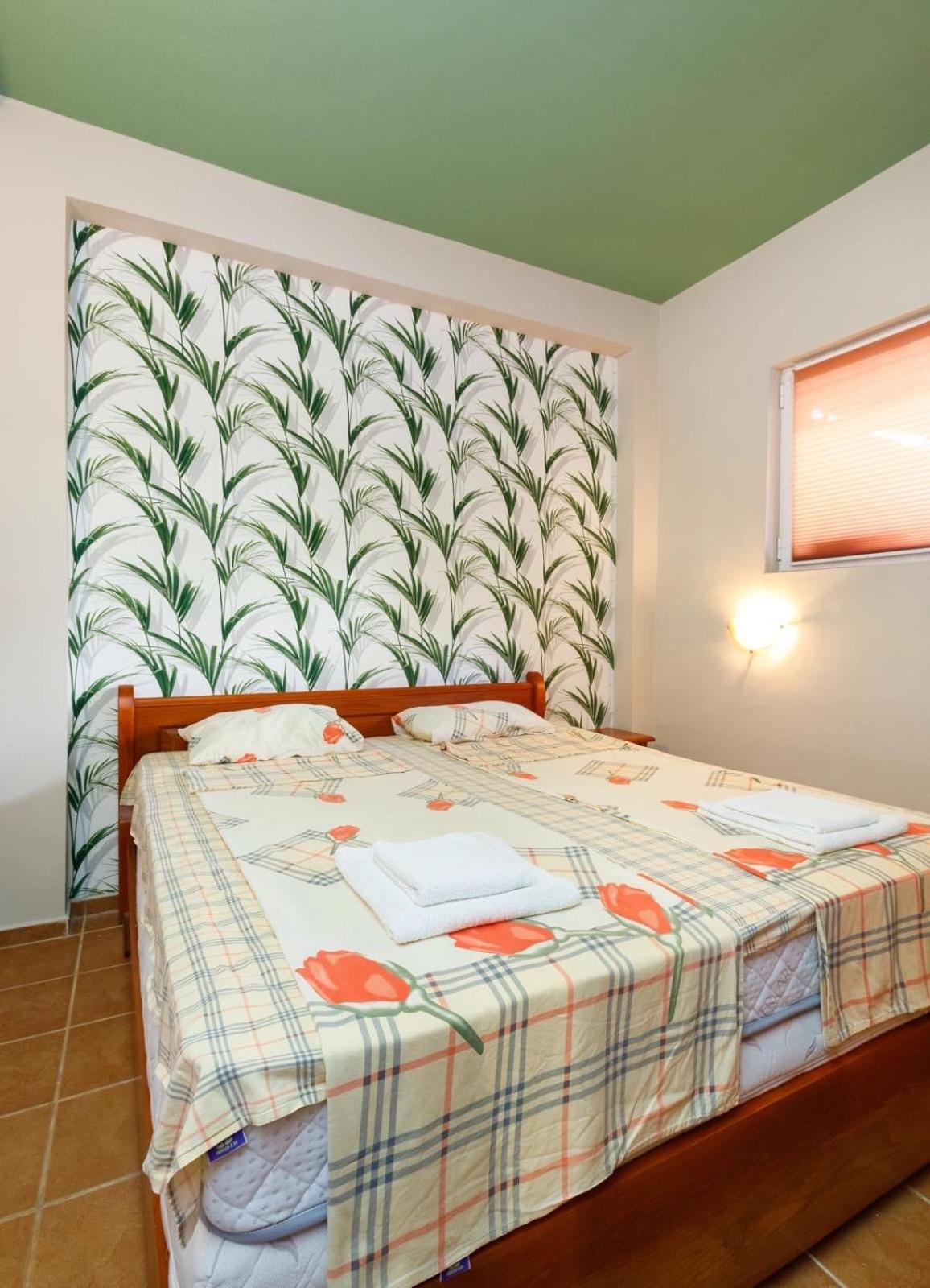 Casa Del Mar Apartments Sunny Beach Esterno foto