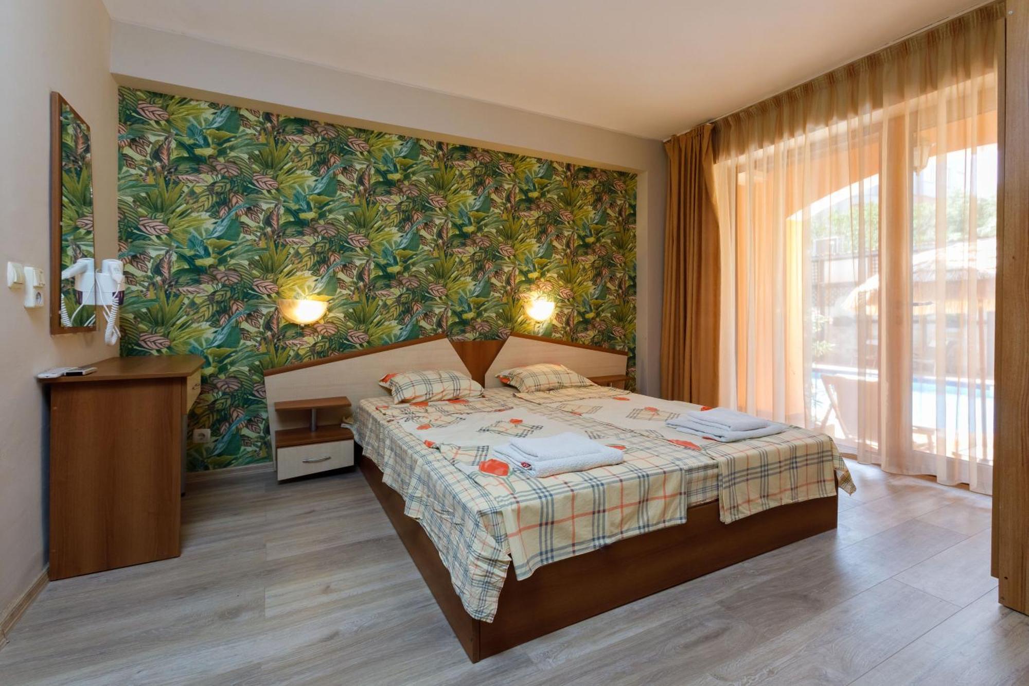 Casa Del Mar Apartments Sunny Beach Esterno foto