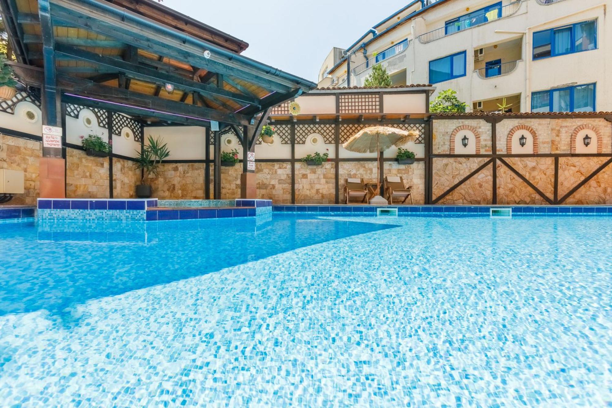 Casa Del Mar Apartments Sunny Beach Esterno foto