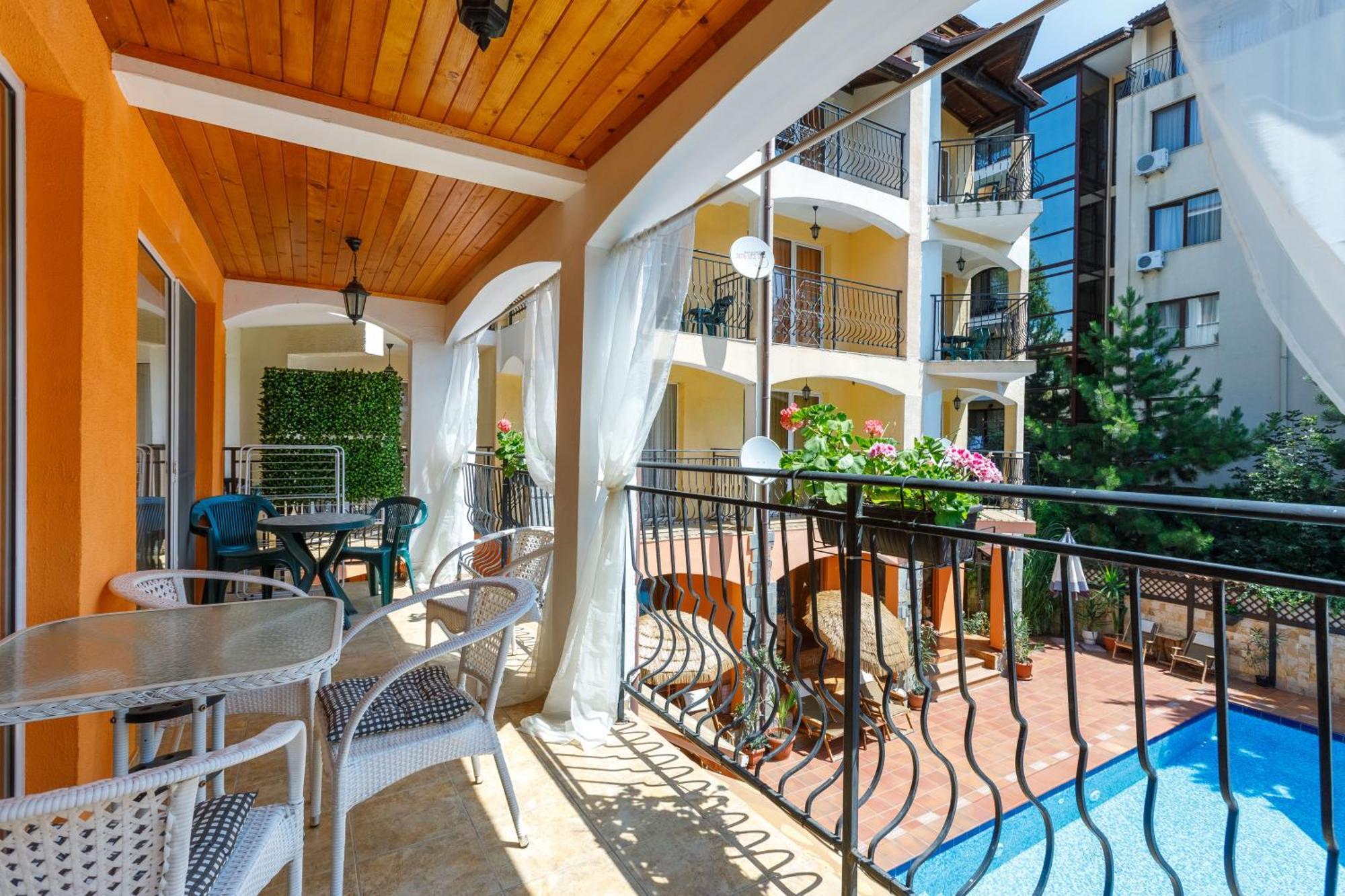 Casa Del Mar Apartments Sunny Beach Esterno foto